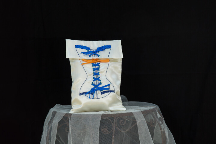 Pochette broderie Lunéville